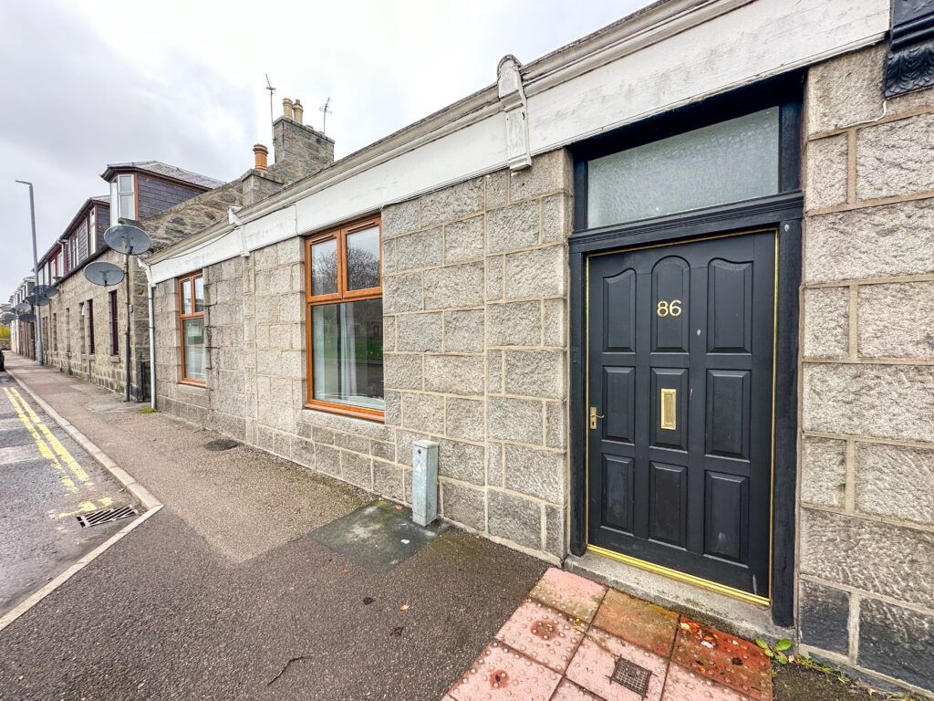 3 bed terraced bungalow for sale in 86 North Street, Inverurie AB51, £165,000