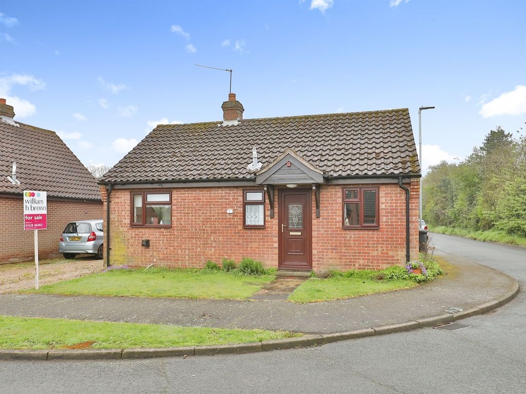 2 bed detached bungalow for sale in Bure Road, Briston, Melton Constable NR24, £230,000