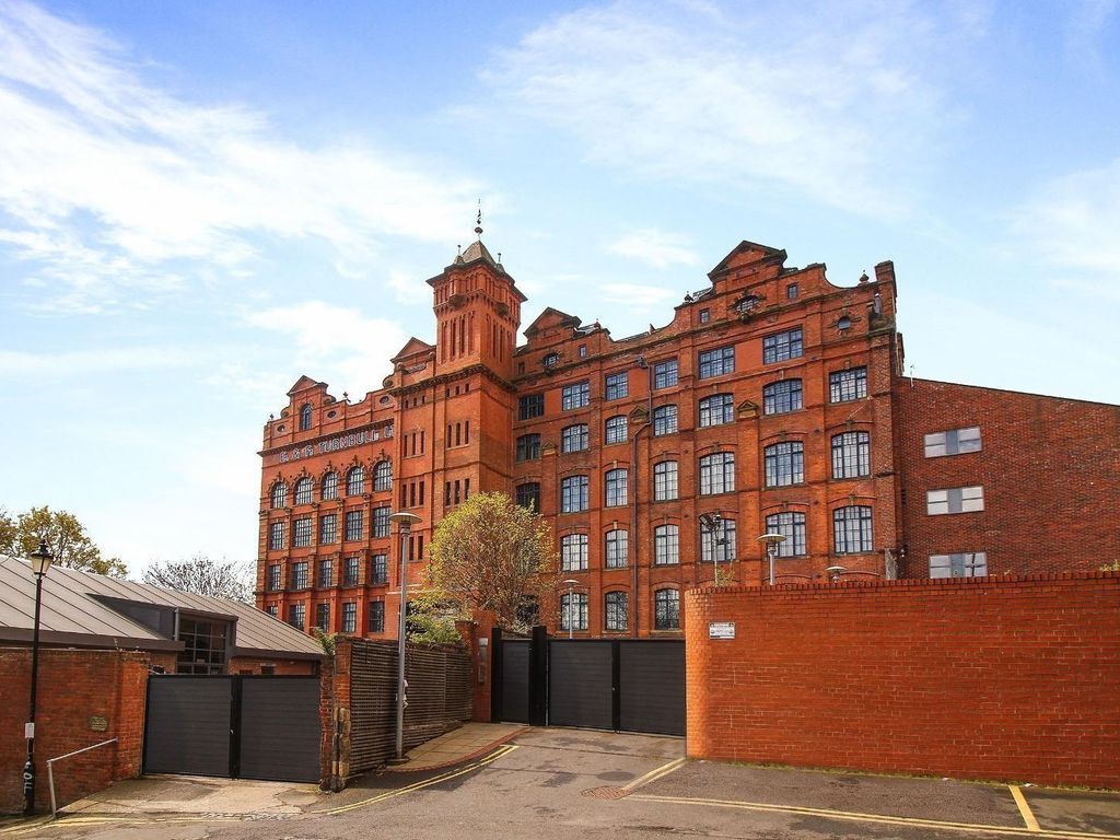 2 bed flat for sale in Queens Lane, Newcastle Upon Tyne NE1, £220,000