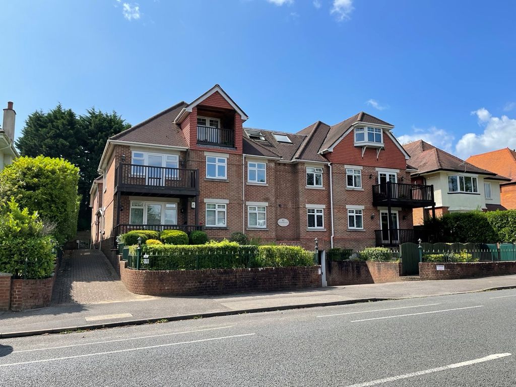 2 bed flat for sale in 82, Penn Hill Avenue, Penn Hill, Poole BH14, £300,000