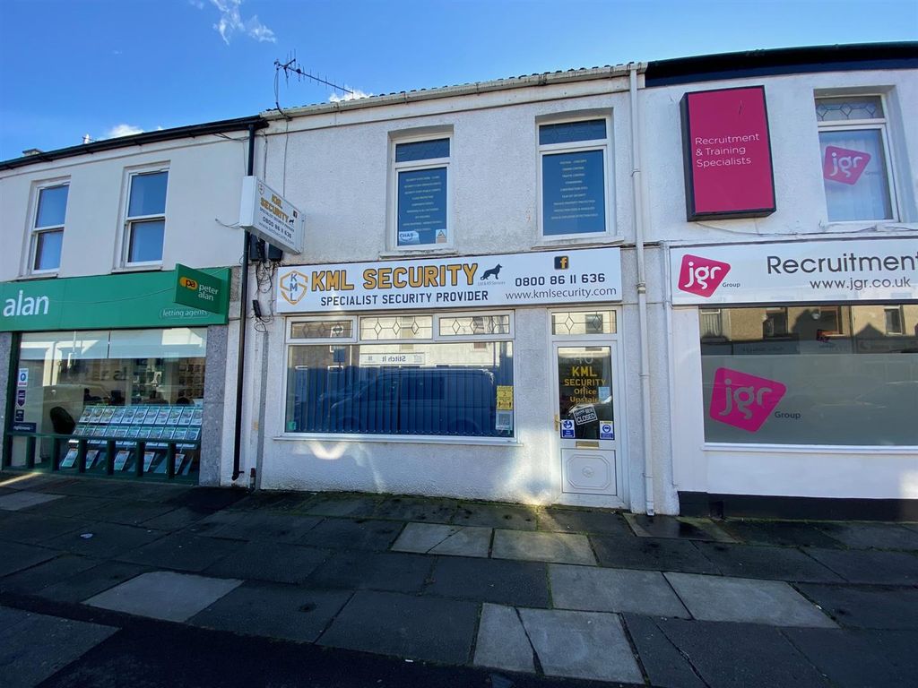 Office for sale in Alfred Street, Neath SA11, £89,950