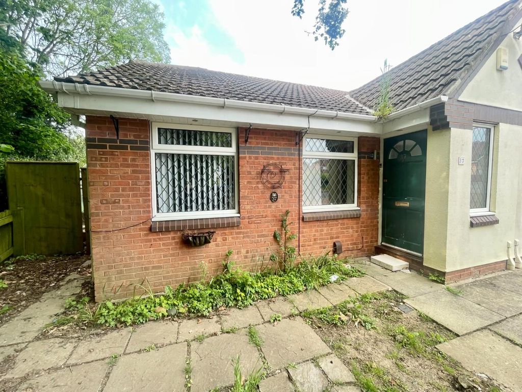 2 bed bungalow for sale in Ash Green, Coulby Newham, Middlesbrough TS8, £122,500