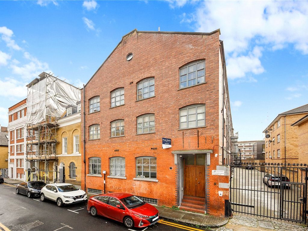 Office for sale in Fairclough St, London E1, £850,000