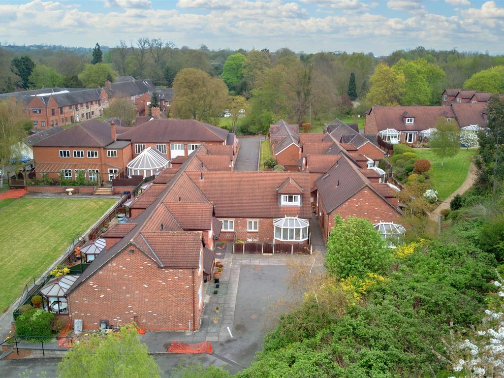 3 bed end terrace house for sale in Risley Hall, Risley, Derby DE72, £240,000