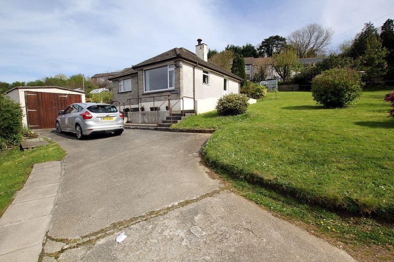 2 bed bungalow for sale in Berrycoombe Road, Bodmin PL31, £250,000