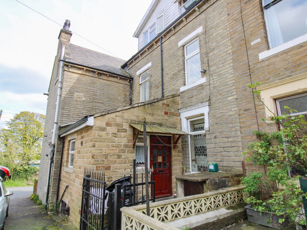 4 bed terraced house for sale in Hermon Grove, Halifax HX1, £119,950