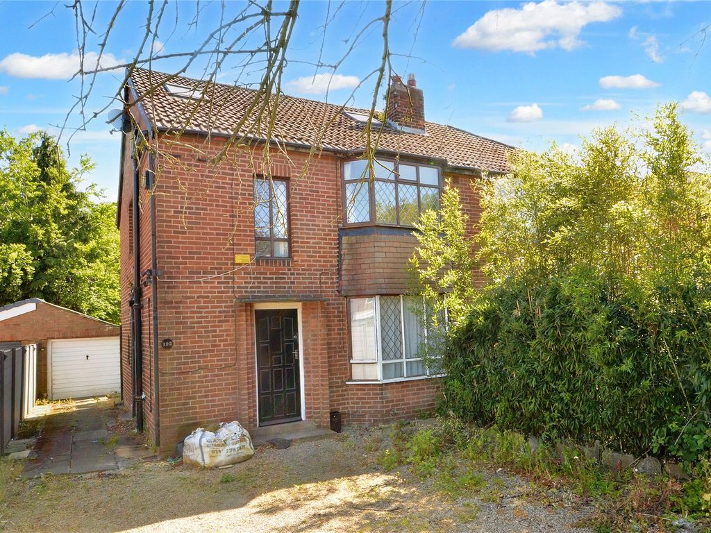 5 bed semi-detached house for sale in Butcher Hill, West Park, Leeds LS16, £290,000