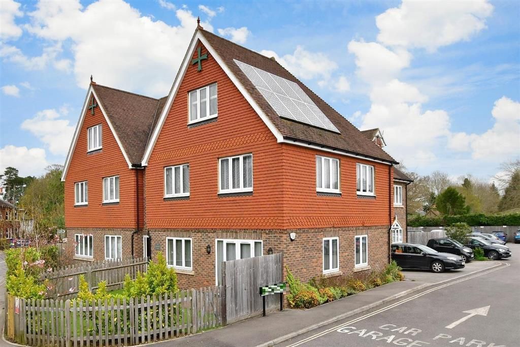 2 bed flat for sale in Cuckfield Road, Ansty, Haywards Heath, West Sussex RH17, £235,000