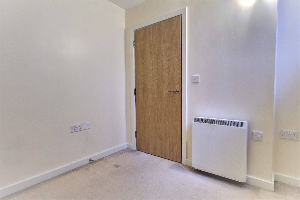 2 bed flat for sale in Rutland St, City Centre, Leicester LE1, £115,000
