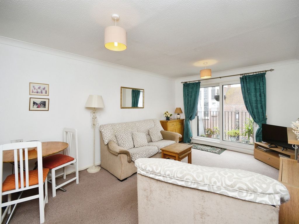 1 bed property for sale in Eastern Road, Brighton BN2, £150,000