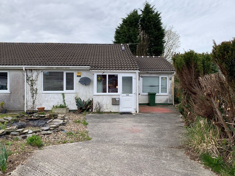 2 bed bungalow for sale in Penwithick Park, Penwithick, St. Austell PL26, £199,950