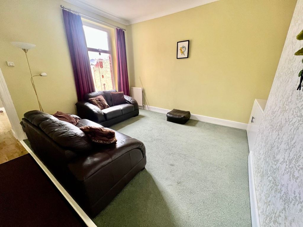 2 bed flat for sale in North King Street, North Shields NE30, £139,950