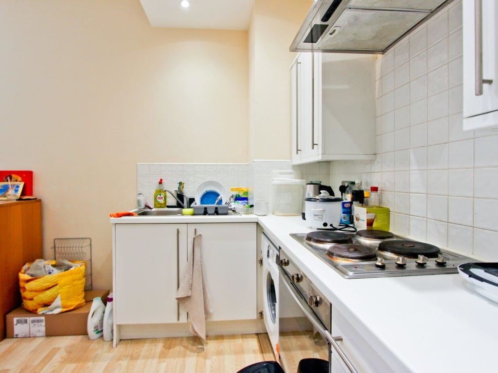 2 bed flat for sale in Duke Street, Leicester LE1, £105,000