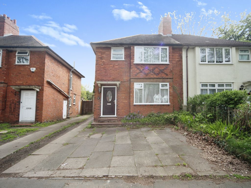 3 bed semi-detached house for sale in Damson Lane, Solihull B92, £325,000