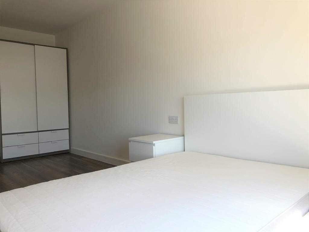 1 bed flat for sale in Slater Place, Liverpool L1, £105,000