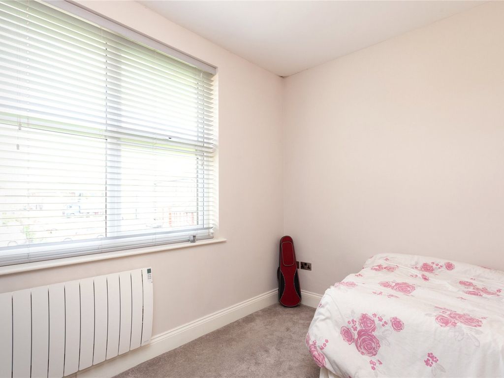 2 bed flat for sale in Marsden Park, York, North Yorkshire YO30, £180,000