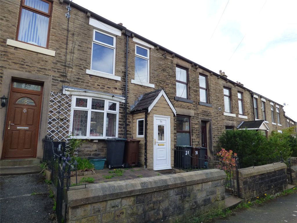 2 bed terraced house for sale in Queen Street, Hadfield, Glossop SK13, £179,950