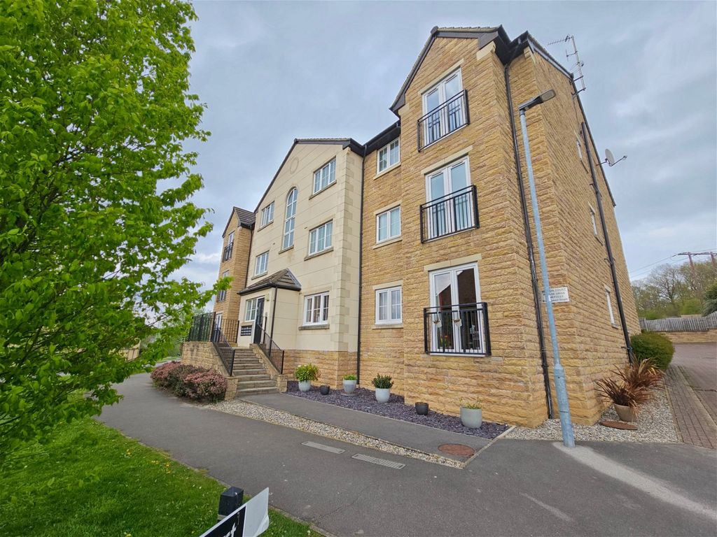 2 bed flat for sale in Wooley Edge Lane, Woolley Grange, Barnsley S75, £125,000