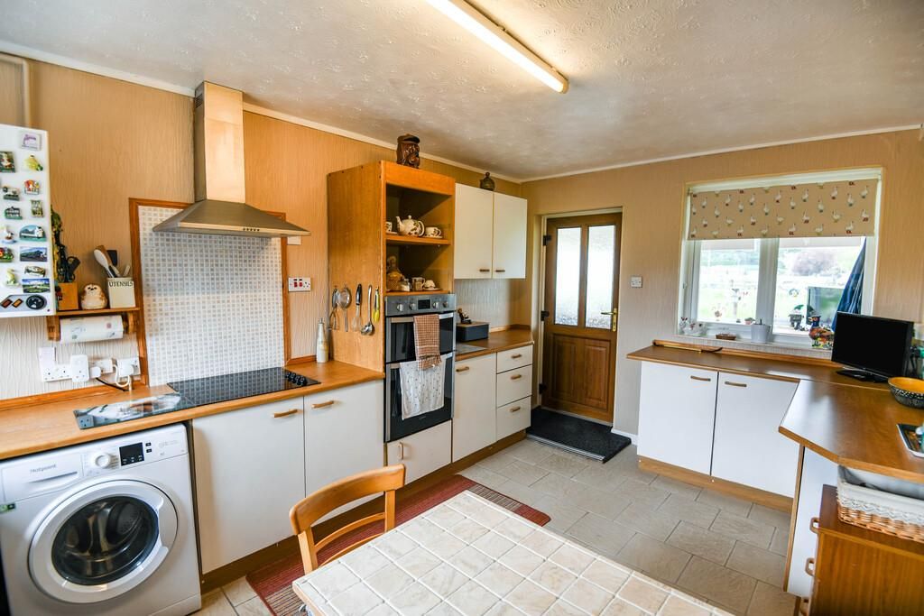 2 bed detached bungalow for sale in Elmside, Emneth PE14, £220,000