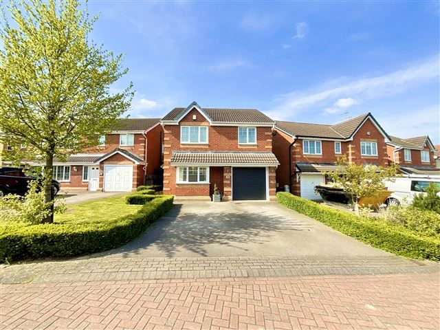 3 bed detached house for sale in Pigeon Bridge Way, Aston, Sheffield S26, £300,000