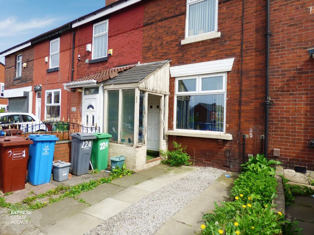 2 bed terraced house for sale in Broom Lane, Manchester M19, £170,000