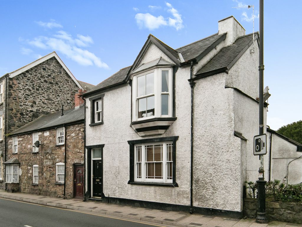 3 bed cottage for sale in Bridge Street, Llanrwst LL26, £170,000