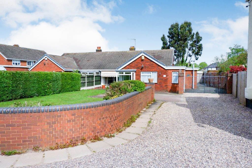 3 bed semi-detached bungalow for sale in Hockley Road, Hockley, Tamworth B77, £250,000