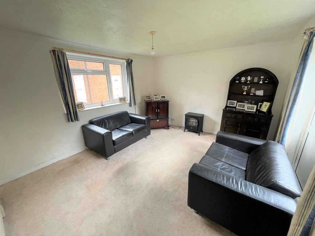 2 bed flat for sale in Sharley Fold, Longridge PR3, £79,950