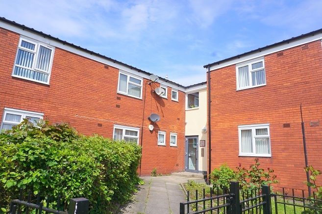 2 bed flat for sale in Lilly Grove, Walton, Liverpool L4, £94,950