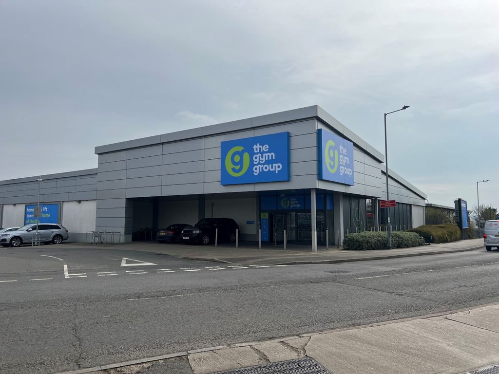 Commercial property for sale in The Business Centre, Ross Road, Weedon Road Industrial Estate, Northampton NN5, £2,825,000