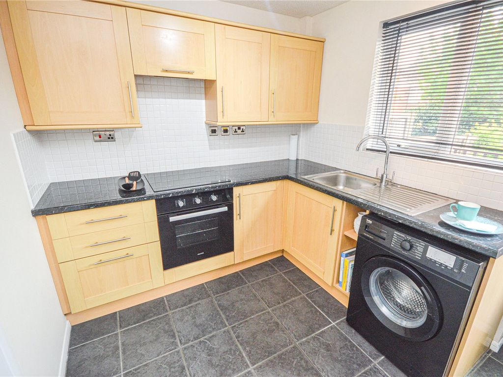2 bed terraced house for sale in Gerard Walk, Grange Park, Swindon SN5, £195,000
