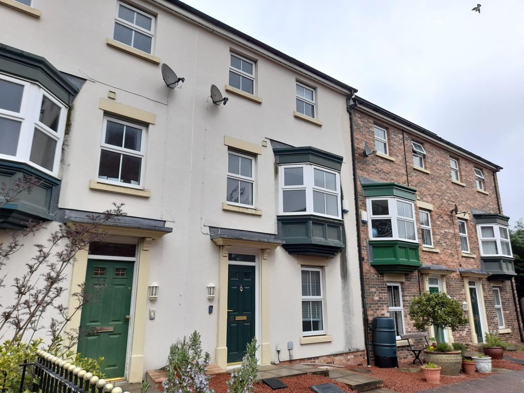 5 bed town house for sale in Kirkwood Drive, Durham DH1, £295,000