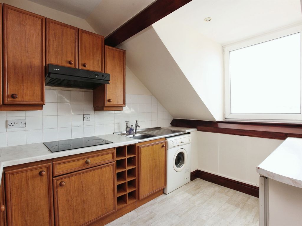 1 bed flat for sale in Beacon Terrace, Torquay TQ1, £149,950