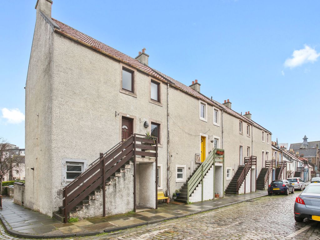 1 bed flat for sale in 36 Newhaven Main Street, Edinburgh EH6, £145,000