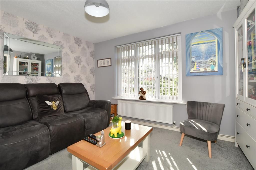1 bed flat for sale in Abbotsbury Court, Horsham, West Sussex RH13, £200,000