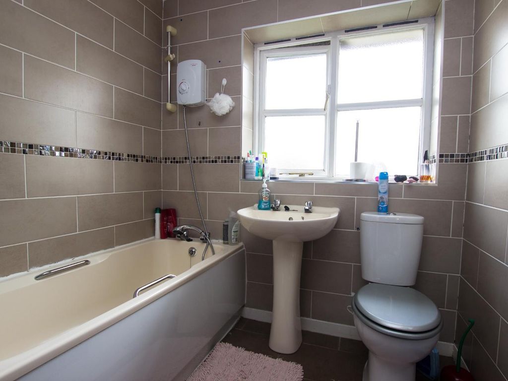 3 bed semi-detached house for sale in Juniper Close, Bolton BL1, £145,000