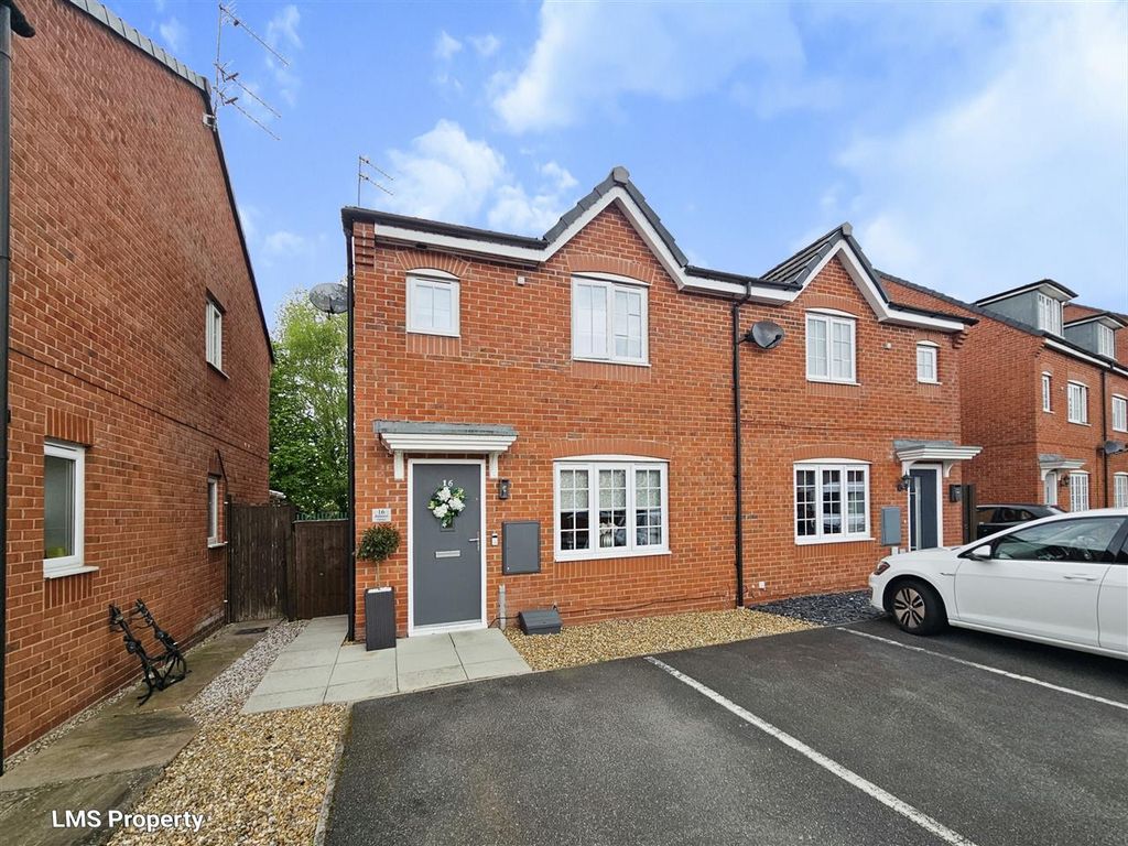 3 bed semi-detached house for sale in Bannister Grove, Winsford CW7, £185,000