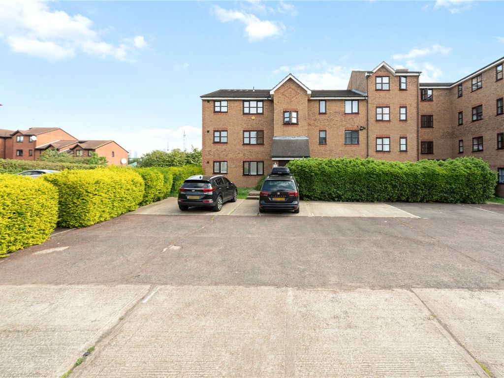 1 bed flat for sale in John Williams Close, London SE14, £230,000