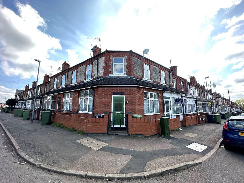 2 bed flat for sale in Mill Road, Wellingborough NN8, £125,000