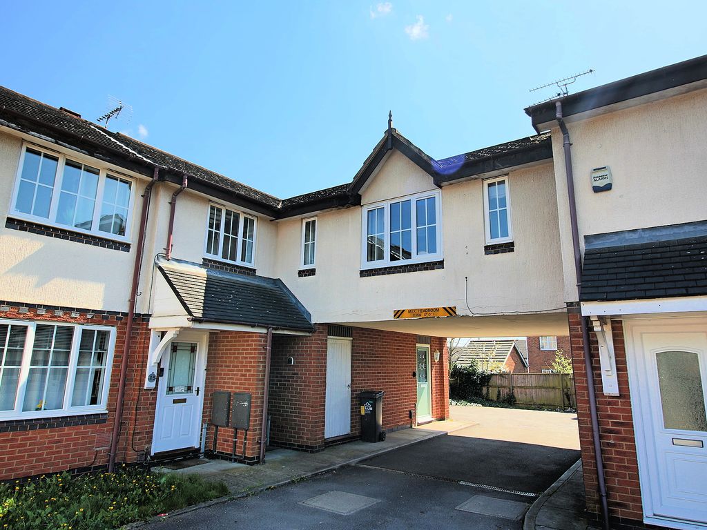 1 bed flat for sale in Firestone Close, Leicester LE3, £110,000