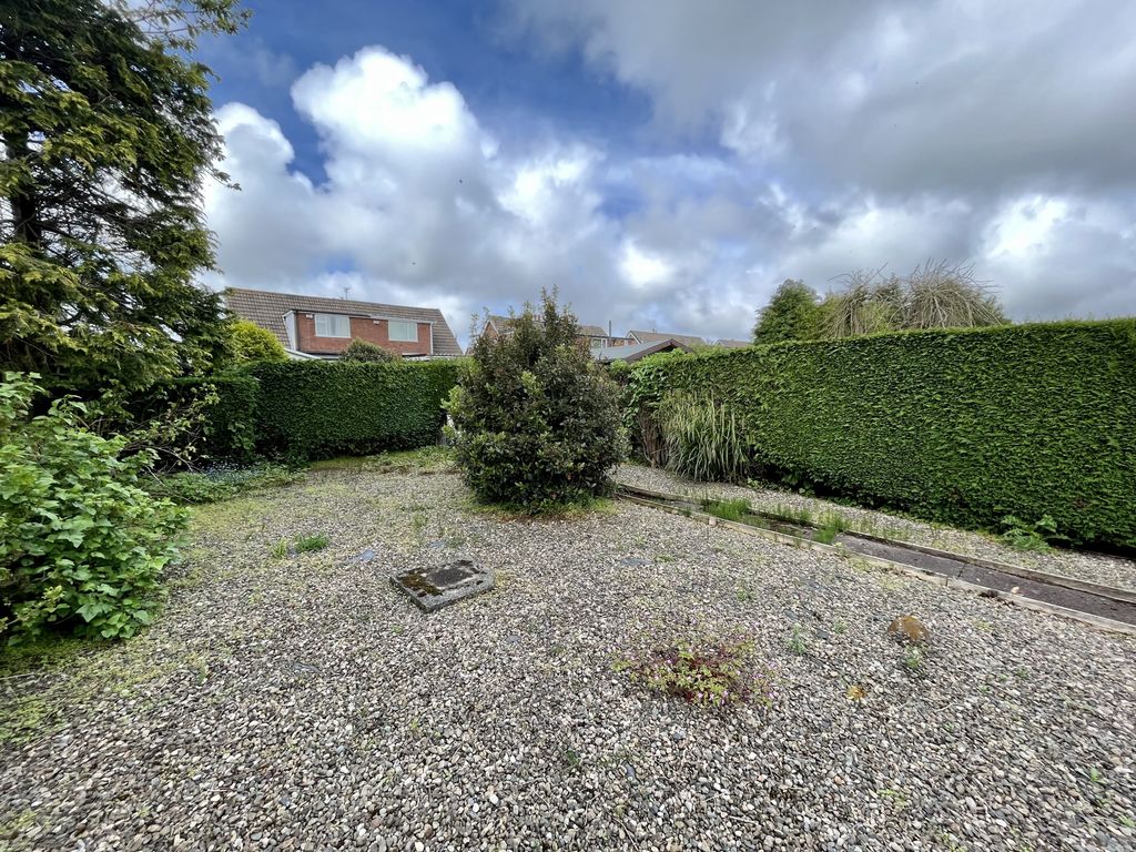 2 bed bungalow for sale in Leicester Avenue, Garstang PR3, £225,000