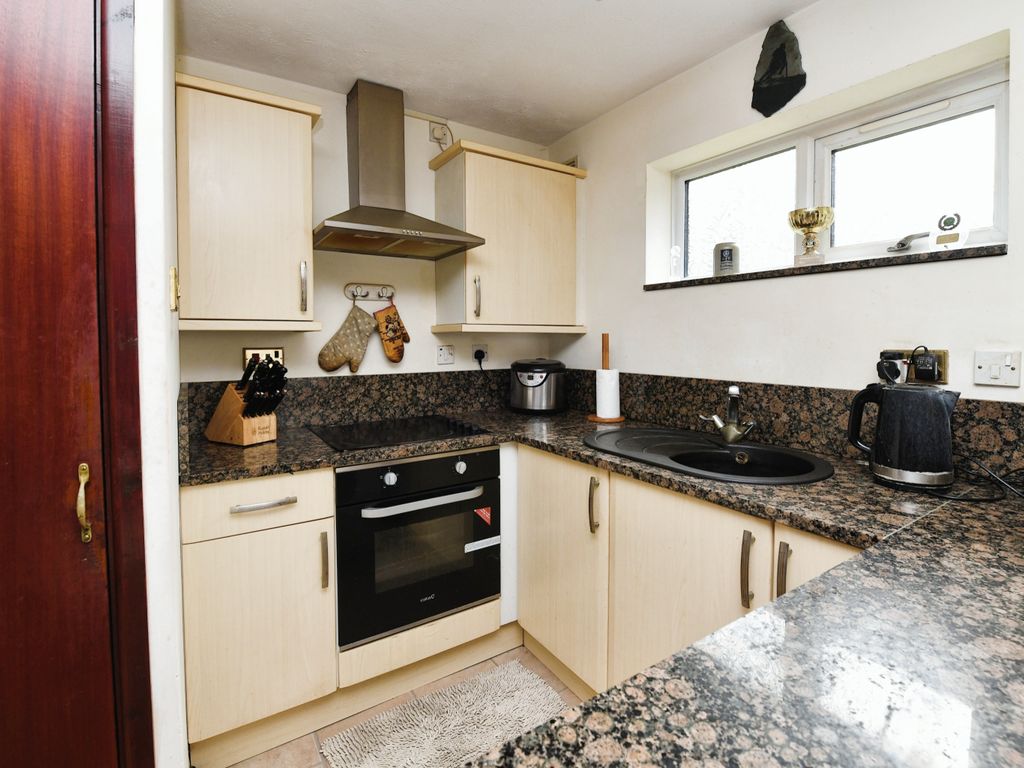 1 bed semi-detached house for sale in Warley Mount, Warley, Brentwood, Essex CM14, £250,000