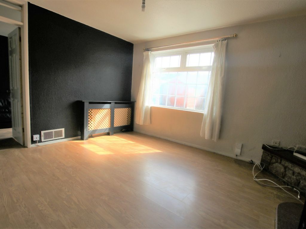 3 bed town house for sale in Bunkers Hill Close, Blackburn BB2, £69,950