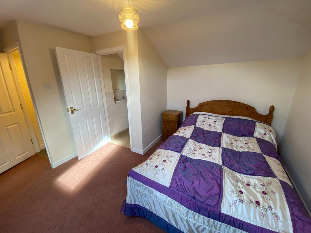 2 bed property for sale in New Street, Matlock DE4, £190,000