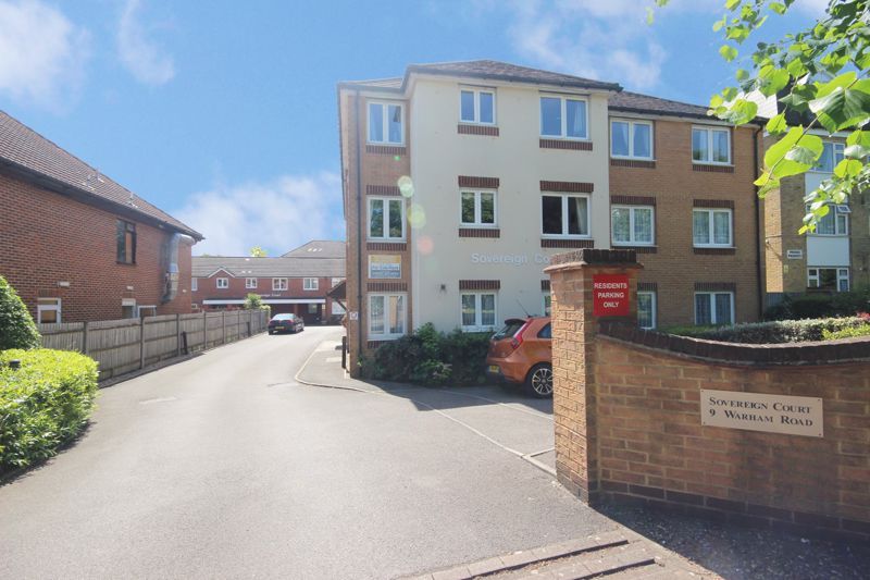 2 bed flat for sale in Sovereign Court (South Croydon), Croydon CR2, £220,000