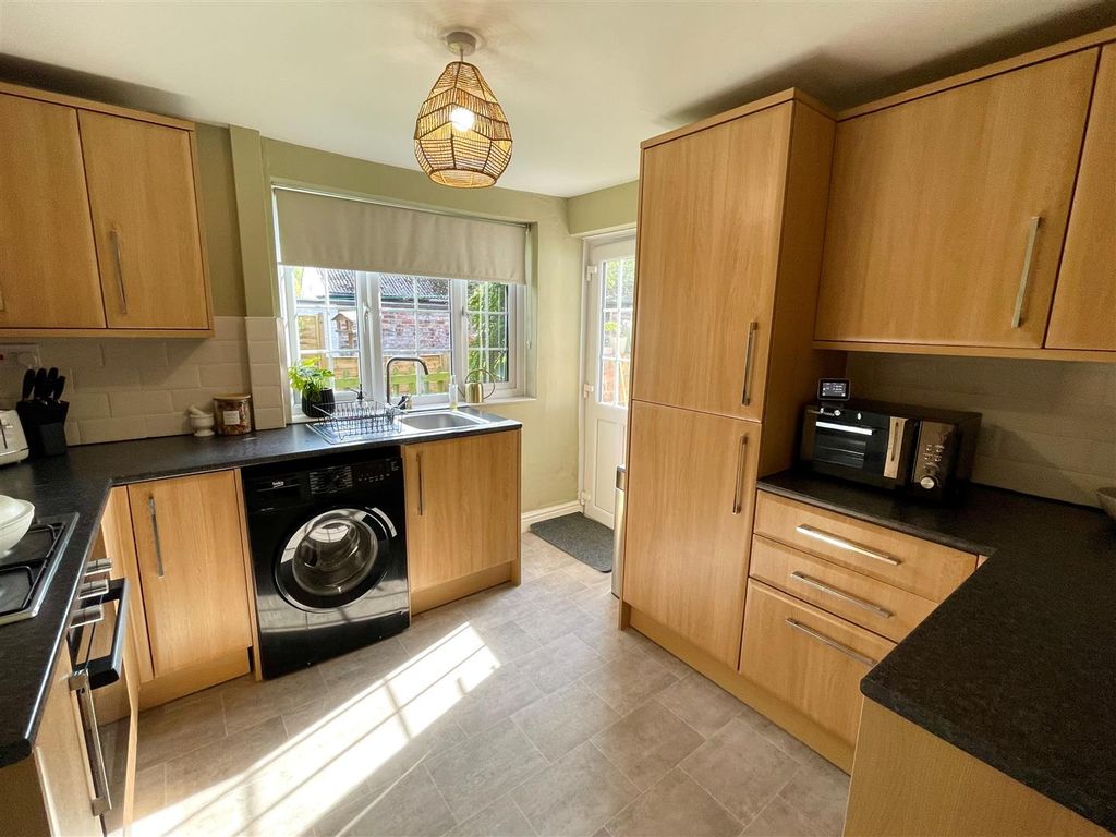 2 bed terraced house for sale in Furnival Street, Sandbach CW11, £230,000