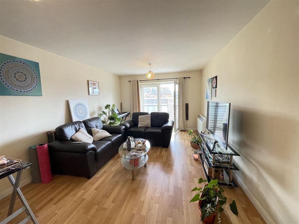 1 bed flat for sale in Metro House, Biggin Street, Loughborough LE11, £94,950