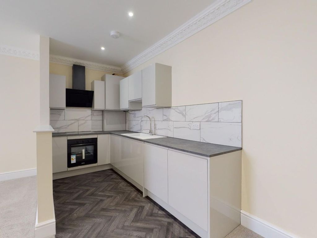 1 bed flat for sale in Broad Street, Ramsgate CT11, £125,000