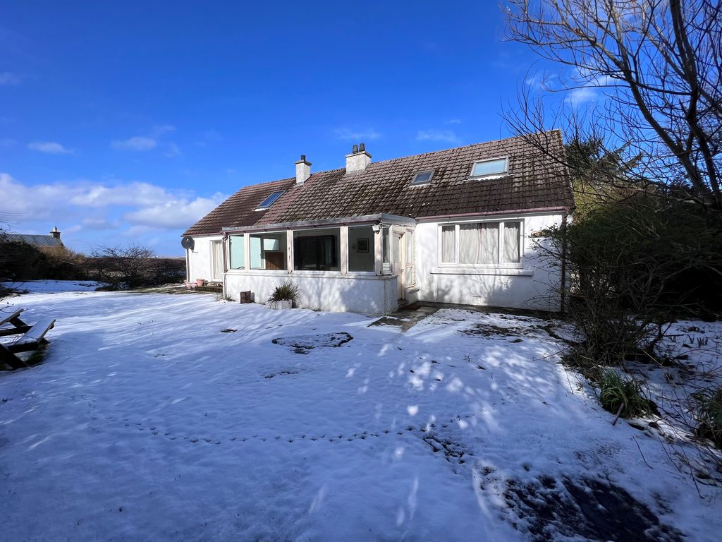 5 bed detached house for sale in 7 Cheesebay, Lochportain, Isle Of North Uist HS6, £185,000