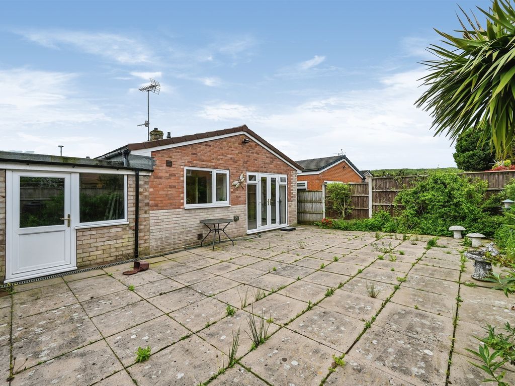 3 bed detached bungalow for sale in Croxden Close, Cheadle, Stoke On Trent ST10, £160,000